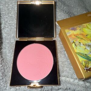 ✨Limited edition Mac Gui Pei blush Lotus Blossom